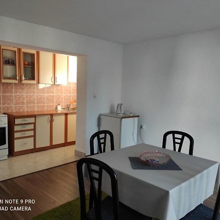 Meri Rooms Bihać Buitenkant foto