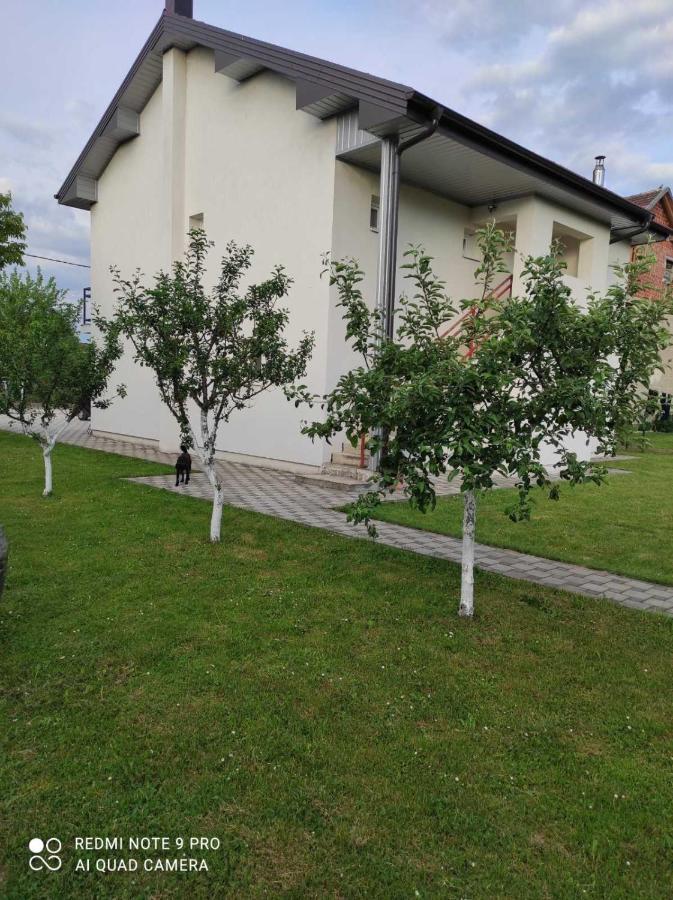 Meri Rooms Bihać Buitenkant foto